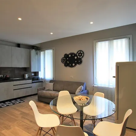 Lägenhet Magno Luxury Canal View Venedig