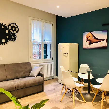 Magno Luxury Canal View Apartament