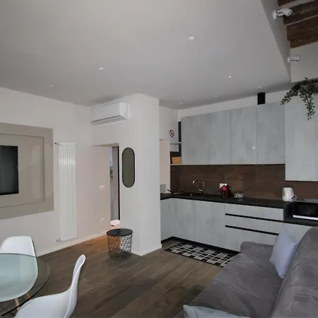Magno Luxury Canal View Apartament