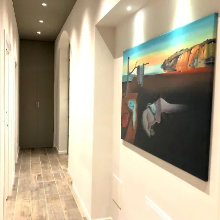 Magno Luxury Canal View شقة