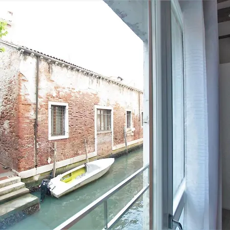 Magno Luxury Canal View Lejlighed *
